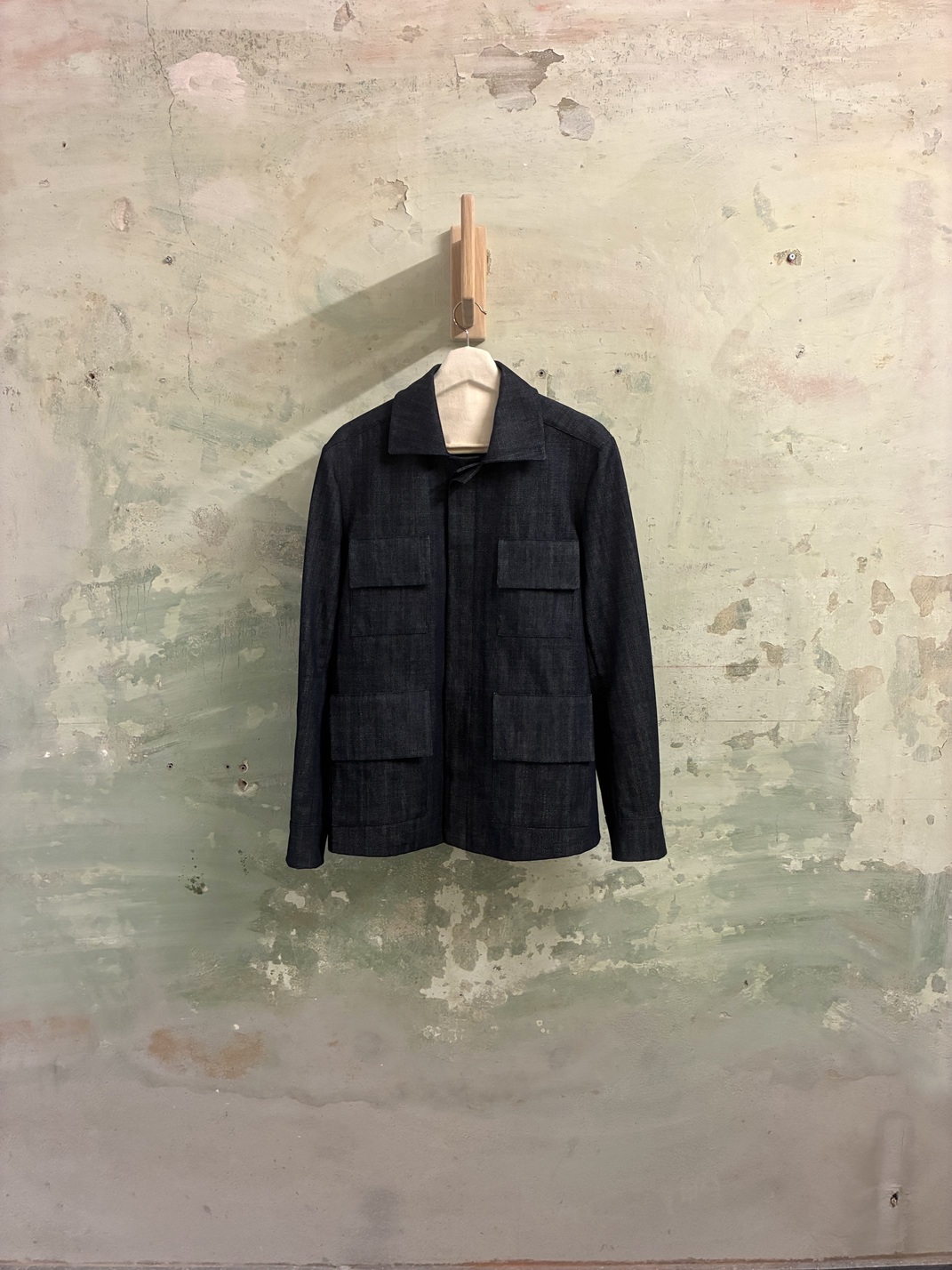 Kleine Wandgarderobe aus Holz - Image 11